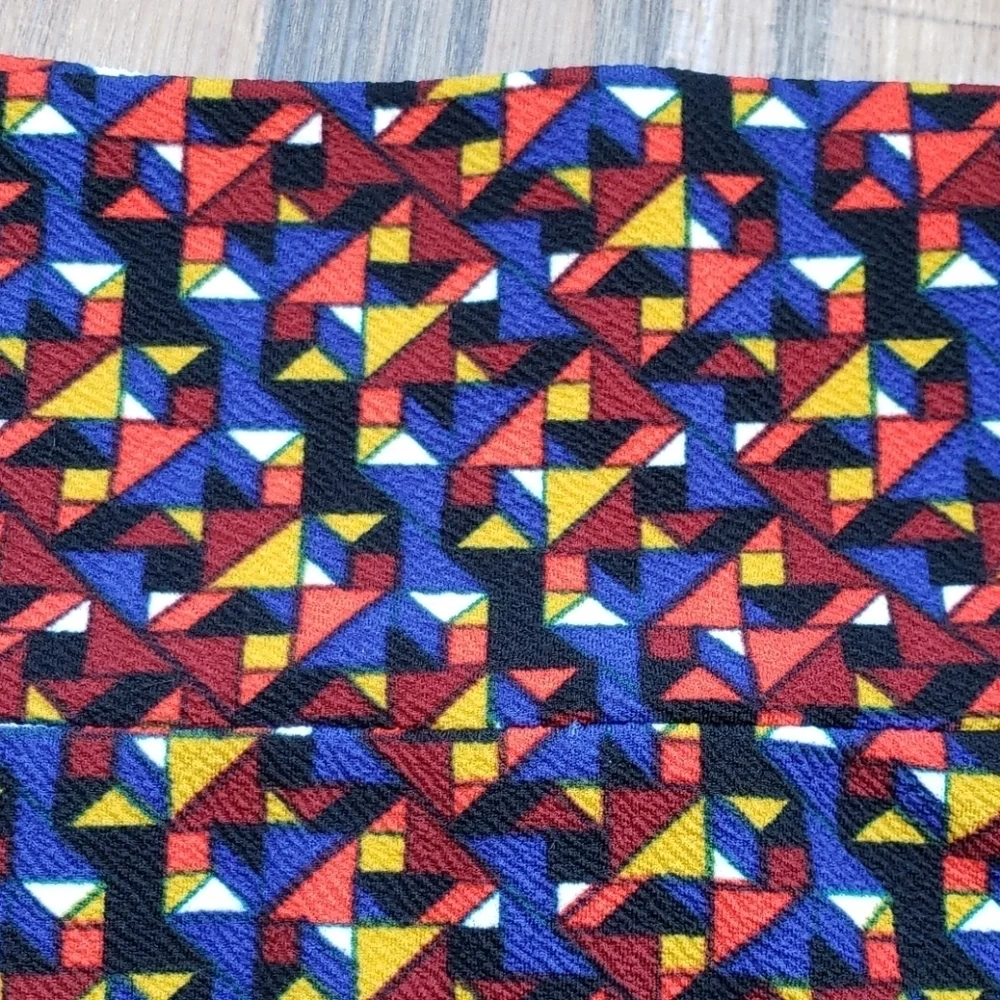LuLaRoe Cassie Geometric Patterned Pencil Skirt Size XL